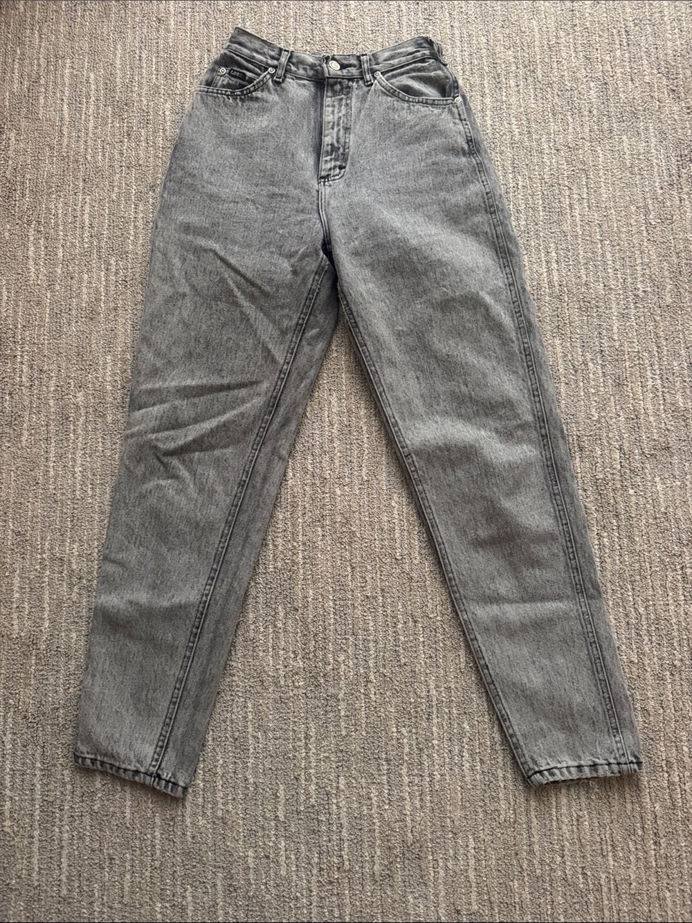 Lee Women's High-Waist Gray Washed Jeans.
